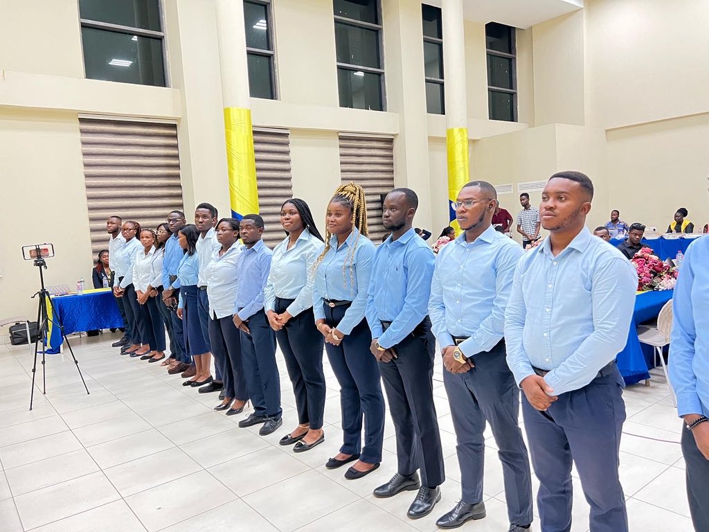 AccraUbuntuLeos's tweet photo. Congratulations to us on our charter anniversary🎉
We look forward to making a meaningful impact in our community.
UBUNTU- I am because you are.
#leoclubprogram #district418 #lionsclubinternational #lionsclubofghana #leoclubofghana https://t.co/Z5xZ6LYLrh