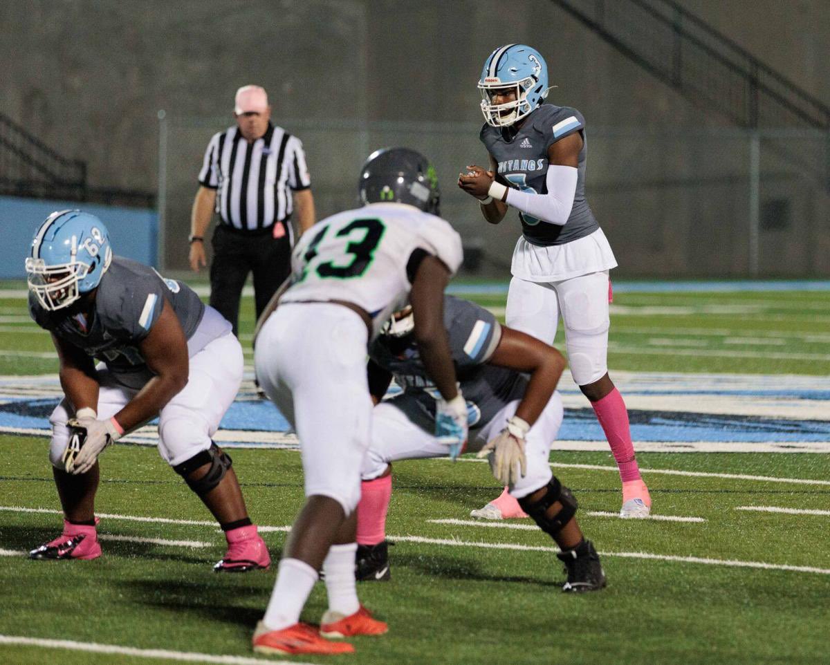 AlcineMuhammad's tweet photo. No matter the obstacles you gotta make it work🤷🏾‍♂️ ,First Day of Senior  Season start Tmr Make it count‼️1<3 @titans_recruit https://t.co/7B2IF1KAHO