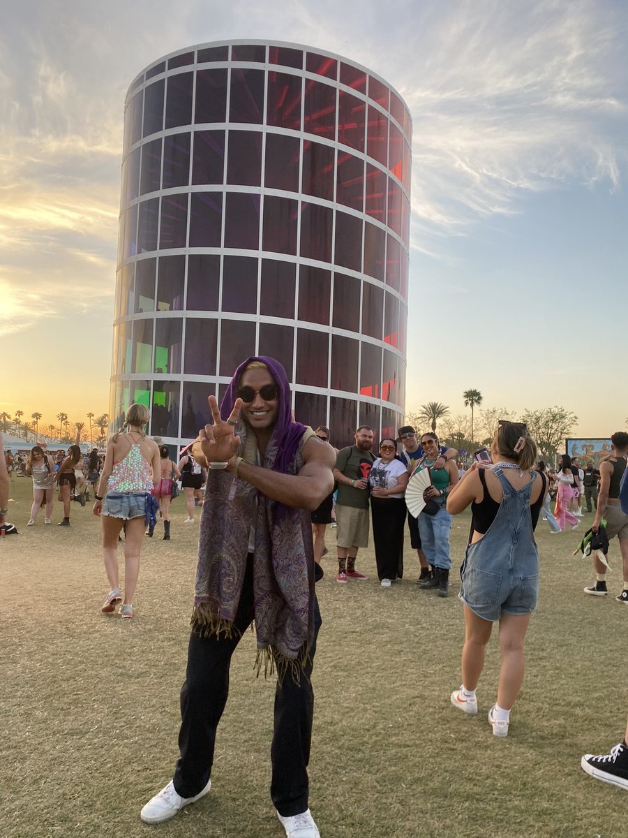 ro_hitta's tweet photo. Idk y but imma just drop these here and dip https://t.co/8Kq1H9EoNI