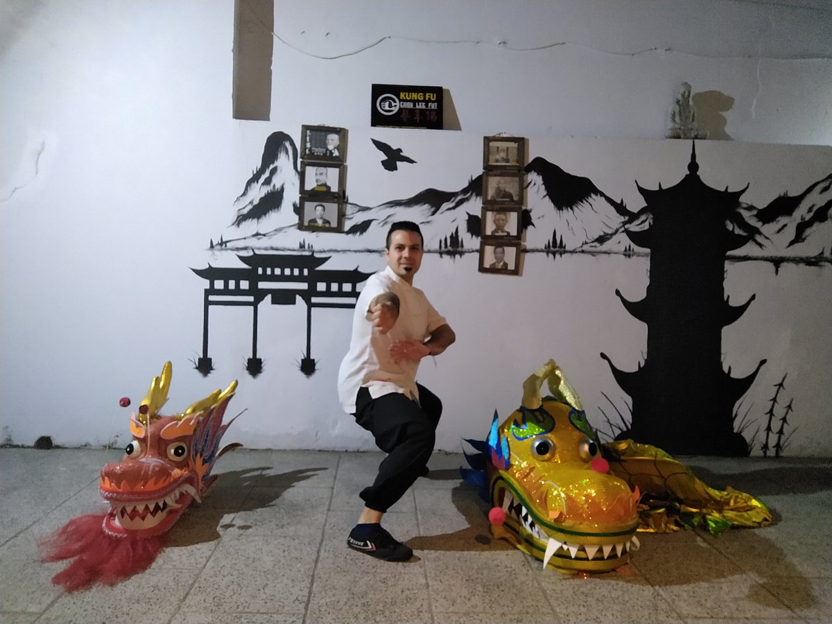 KungfuFacu's tweet photo. 📷 KUNG FU 功夫 ChoyLeeFut 蔡李佛📷
📷Sifu Facundo Colman 📷
📷 Belgrano CABA 阿根廷
#kungfutradicional #kungfulife #kungfutraining #kungfu #kungfuargentina #kungfumaster #ChoyLeeFut #choyleefuttradicional #choylifatkungfu #ChoyLayfut #choyleefutargentina #choyleefutkungfu https://t.co/lKLOv48vme