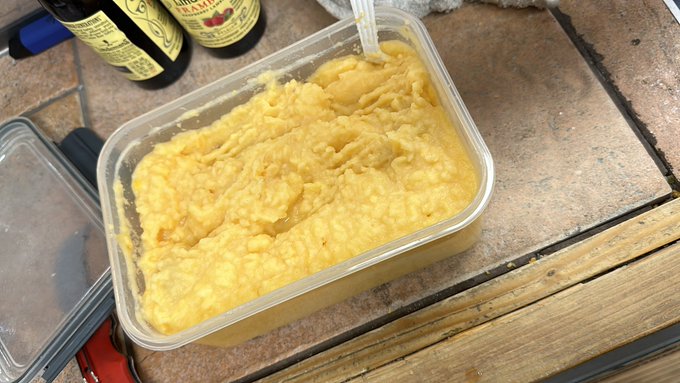I just made a stupid mistake 😭 i put 4 cups of water for my instant potatoes and already mixed in the<a href="/tag/smite"class="tags"><span>#smite</span></a>
