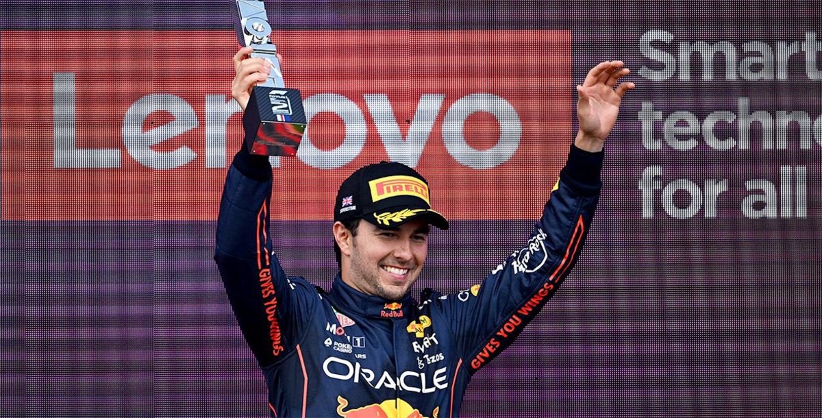 NoTiteresOf's tweet photo. 🏁🇲🇽 MINIMIZA #redbull GRAN VICTORIA DE #ChecoPerez en GP de Azerbaiyán 🏎

El Director del equipo austriaco menospreció la victoria del mexicano para consolar a #maxverstappen #F1 https://t.co/0pYIqcxsQs