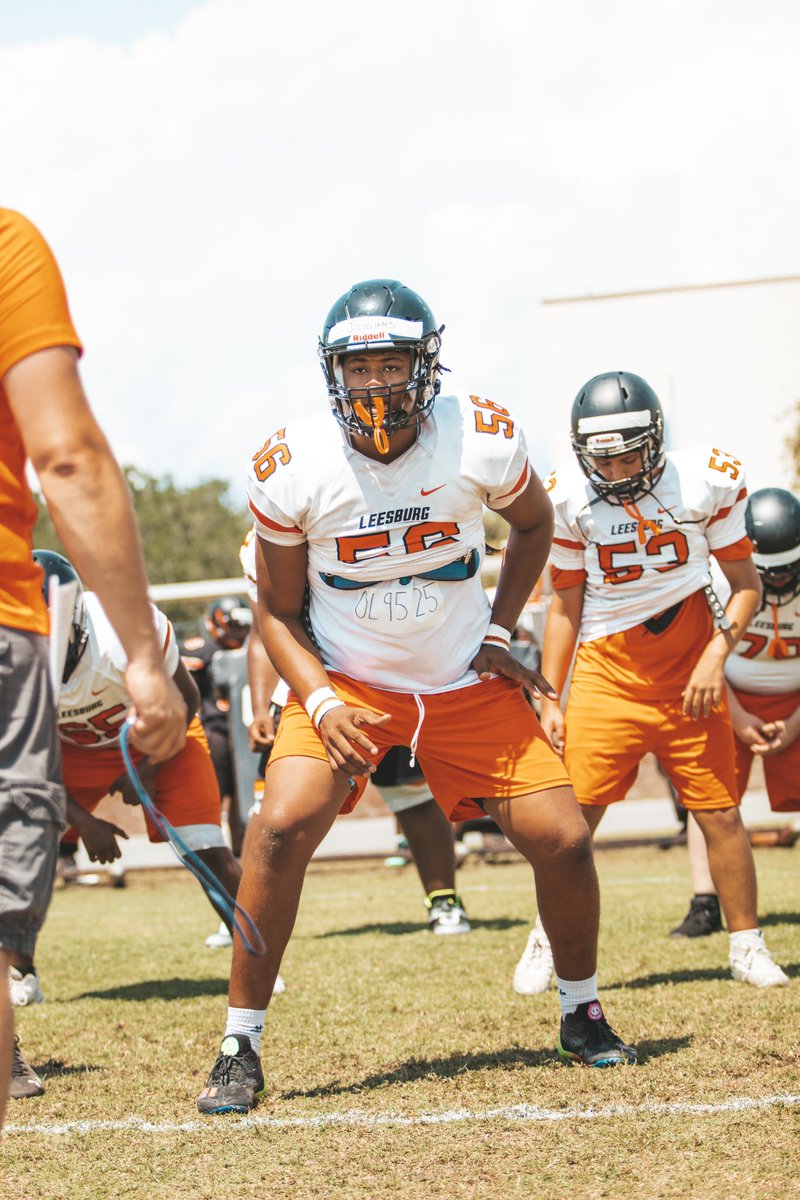 All Coaches Recruiting Lake County 

#LeesburgHS has a plethora of prospects you should be recruiting! You need to be at Practice! 

Go Follow 👇🏿👇🏿👇🏿👇🏿👇🏿👇🏿👇🏿

<a href="/J5era_/">Jarvis Williams</a> 6’4  250 T  3.2 GPA Class of 25

hudl.com/video/3/186064…