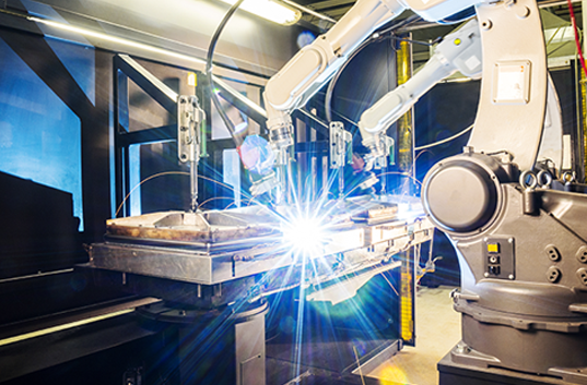 LathamPcb's tweet photo. #Arizona #Manufacturers Sold $77.6 Billion in Goods and Services in 2022 — up nearly 40% from 2017
https://t.co/fKGJZjwnow
via @InBusinessPHX https://t.co/7jWKnPpAlg