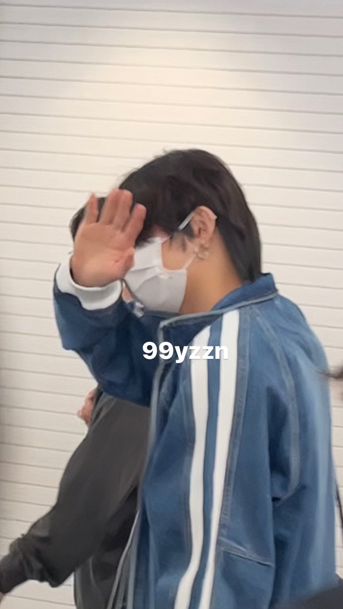 99yzzn's tweet photo. 230501 NGO ☆彡
고마워요~~ 안녕🥺🥺
#투모로우바이투게더  #TXT           
#TOMORROW_X_TOGETHER
#연준 #YEONJUN #ヨンジュン https://t.co/4GNs1JYxzc