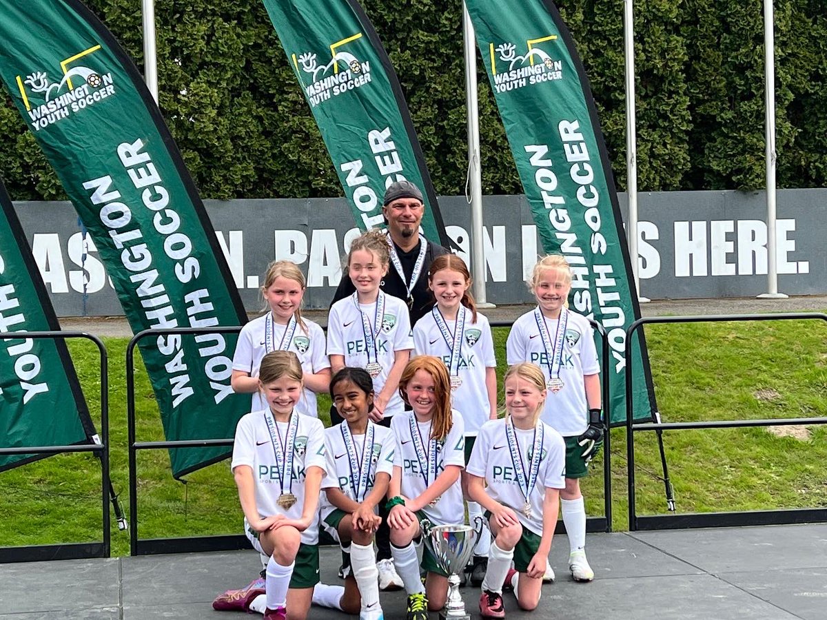 cfc_cascadefc's tweet image. Cascade FC G14 Green are Presidents Cup CHAMPIONS! 🏆

We are so proud of these girls! What a start to your first year of Premier Soccer!

Brilliant work Girls and Coach Scot!

@wayouthsoccer
@starfiresports
#CascadeFCG14Green

#developingexcellence #wearecascade #wearecfc