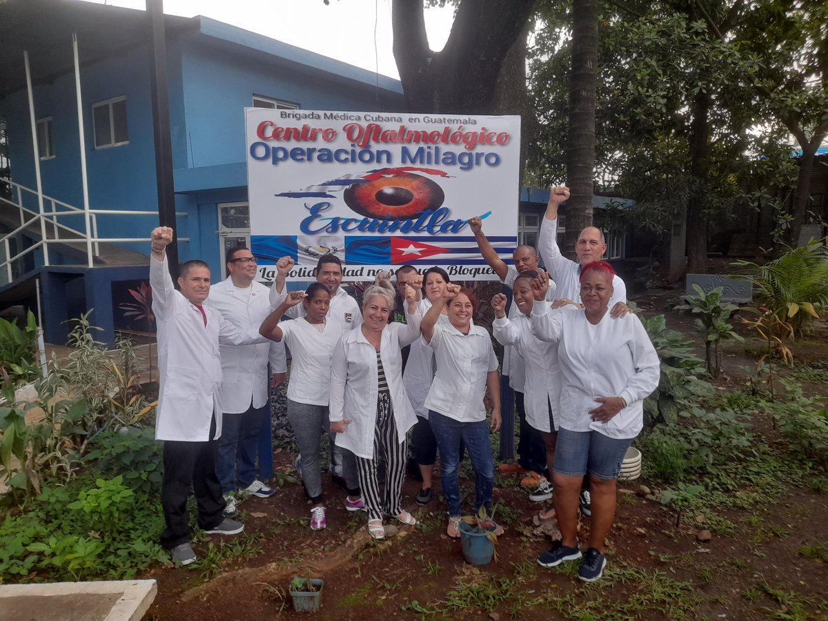 “Entregados al trabajo, no hay manera de que la pena nos venza" dijo nuestro Martí.
Nuestra solidaridad no podrá ser bloqueda jamás. 
Por #Cuba trabajamos.
! Feliz #DiaDelTrabajador!
#CubaViveYTrabaja 
#MejorSinBloqueo 
<a href="/CubacooperaGt/">Cubacoopera Guatemala</a> 
<a href="/DiazCanelB/">Miguel Díaz-Canel Bermúdez</a> 
<a href="/CubaEmbaGuatem/">EmbaCubaGuatemala</a>