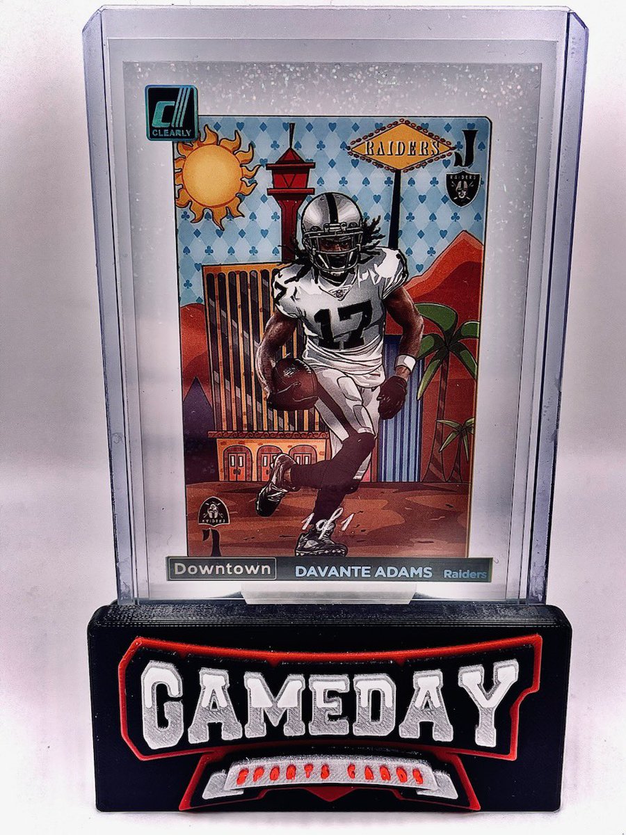 GameDayLv's tweet photo. Davante Adams Downtown Sparkle 1 of 1 pulled from Donruss Clearly. 💫 #Panini #Donruss #Downtown #TheHobby #WhoDoYouCollect https://t.co/UT3FFqqHn1