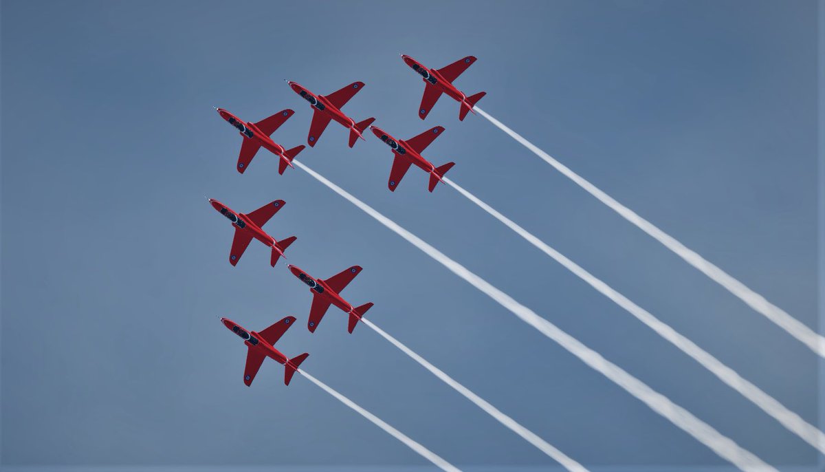 And that’s a wrap on the Roblox Royal International Air Tattoo 2023! Amazing displays by so many talented teams and we were thrilled to be able to be joined by the VR Typhoon Demo Team! 
Huge thank you to @RblxRIAT23 for having us! 🔴⚪️🔵