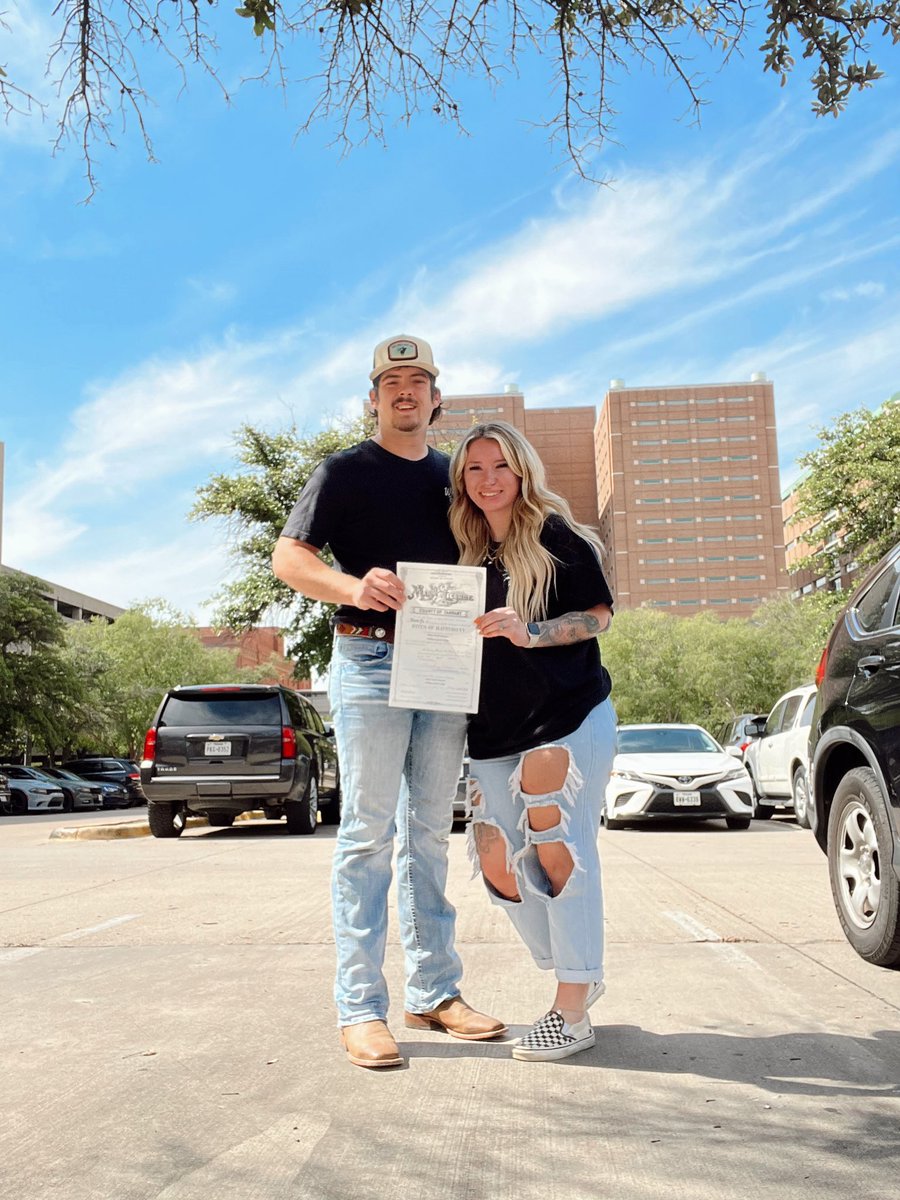 In less than 2 weeks, I get to marry my bestfriend!!!!!! 🥹🩵