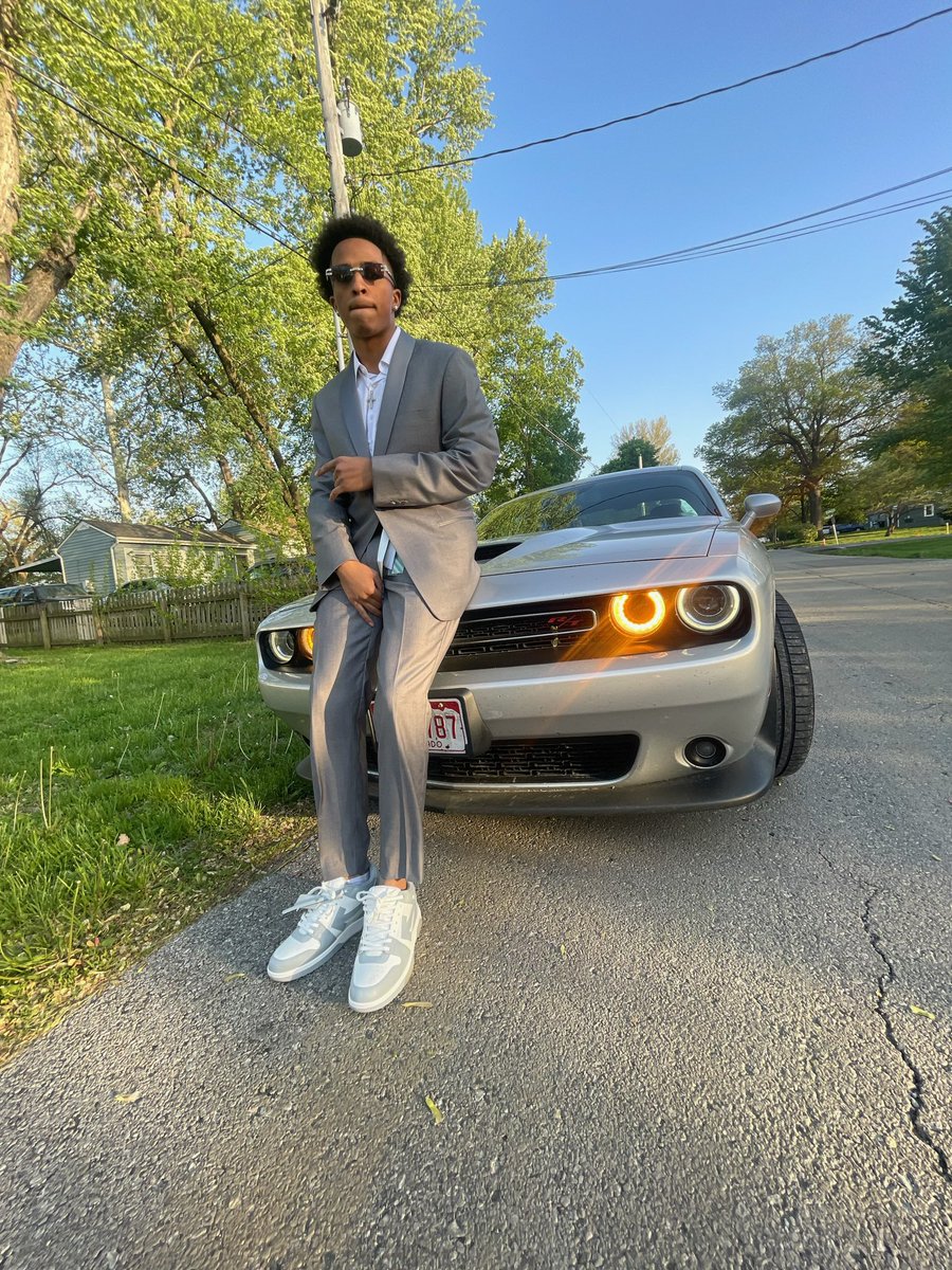 sayvon_lankford's tweet photo. Prom 2023🖤🤞🏽 https://t.co/Lb58uRAwsf
