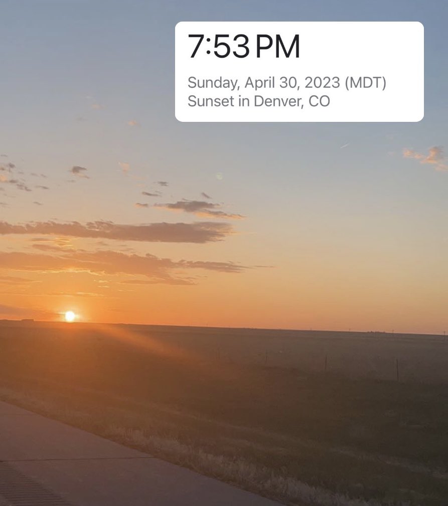 ca_denverco's tweet photo. Just as Golden Girls finished the last ever Cheer Central Suns routine in Orlando, the SUN officially set back home in Colorado. โ๏ธ
#Poetic #OnceASunAlwaysASun #GoingOutGolden https://t.co/ZSbtTF0nJK