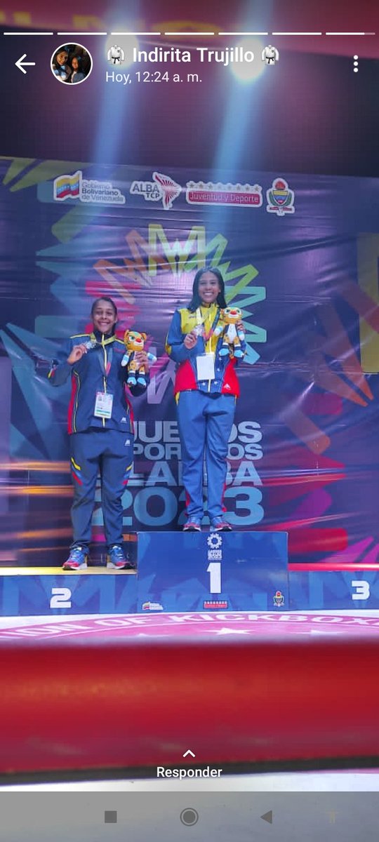 Klelia67's tweet photo. Felicitaciones hermanita Indira medalla 🏅 de plata en los juegos del alba representando a #Venezuela #Miranda https://t.co/N6XjRh8Cz3