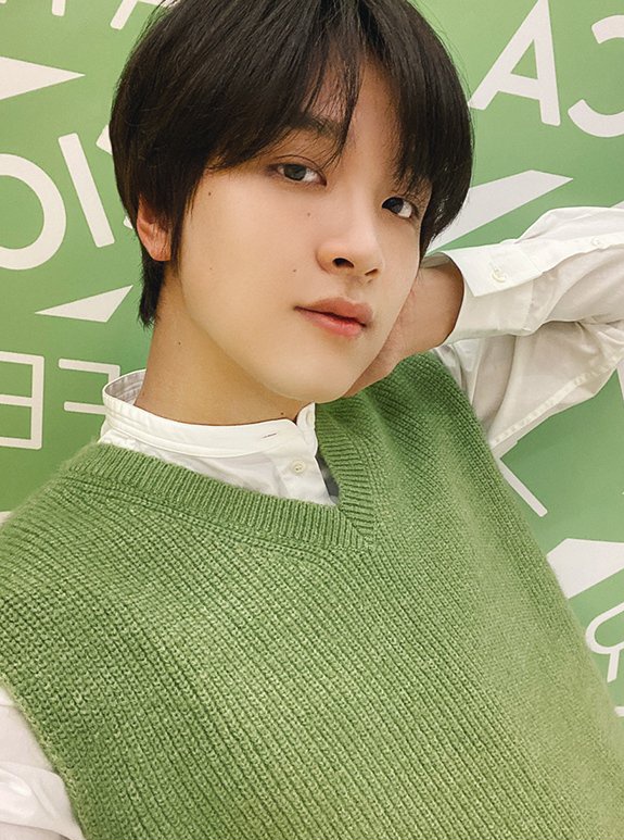 haechanprints's tweet photo. #haechan nature republic x nct 127 may calendar https://t.co/ysIXd9iuVq