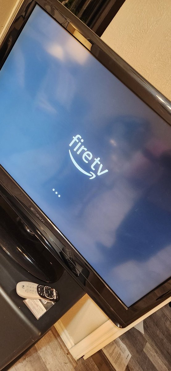 brendahickman00's tweet photo. @AmazonHelp help! my Amazon firestick is stuck here https://t.co/eYKRU1kpnA