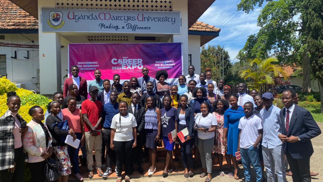 UmuUnion's tweet image. Because we are proud of what you do, you endeavor to make sure that life at @umunkozi goes on smoothly, with your services and hard work. We pray that the Good Lord blesses the works of your hands as we celebrate Labour day.
#happylaboursday 
@umu_library @UMULUBAGA