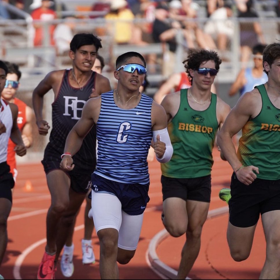 LeroyRod11's tweet photo. High school track has came to an end. Time for the next level‼️ #Track2023 #TPND #Brothers https://t.co/bb4od3w7eW