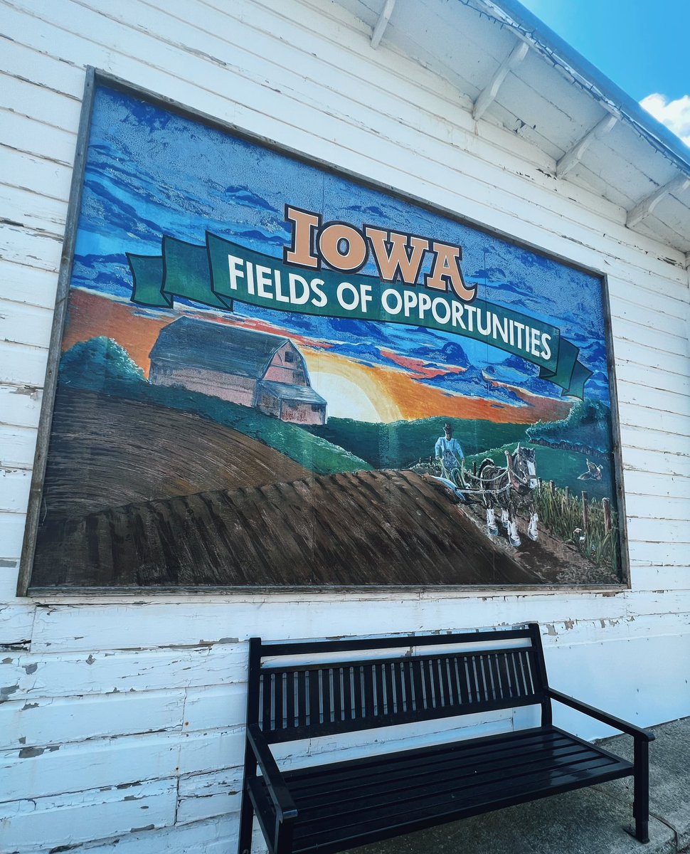 mhaggstrom0302's tweet photo. Antique store hopping &amp; exploring our beautiful state https://t.co/YtP2Fs1Ce8