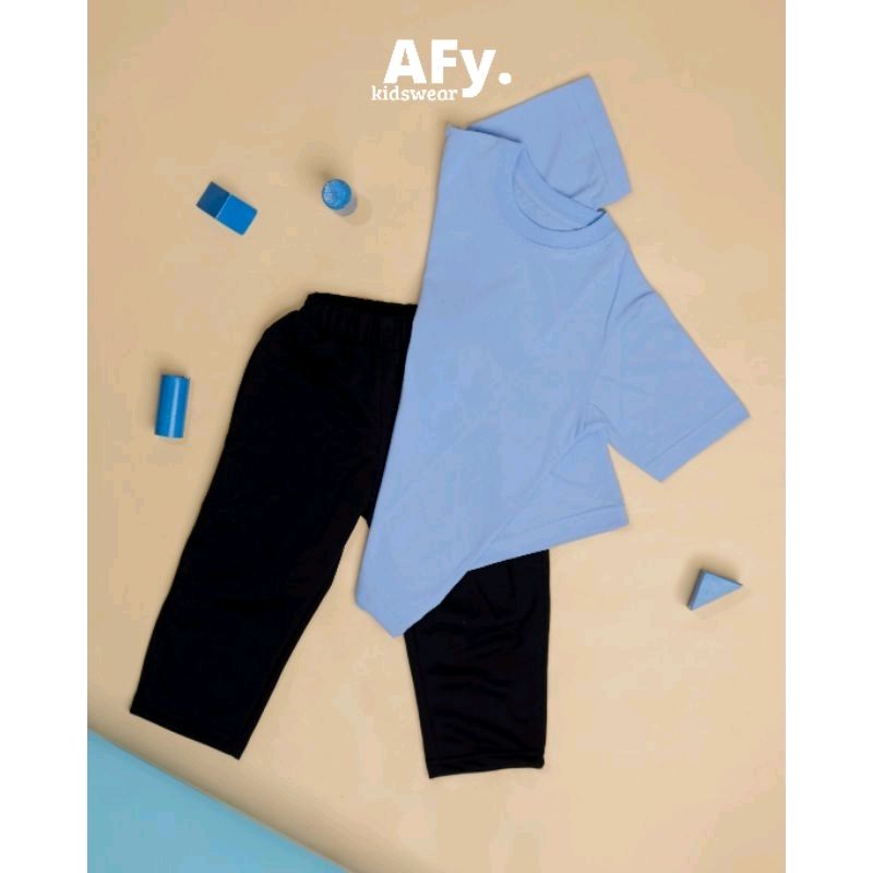 rvardiansyah's tweet photo. Saya menjual Pakaian Set atau Set... seharga Rp124.900. Dapatkan di Shopee sekarang! https://t.co/L9Rn6ic17L #ShopeeID https://t.co/zjgvYLSFeh