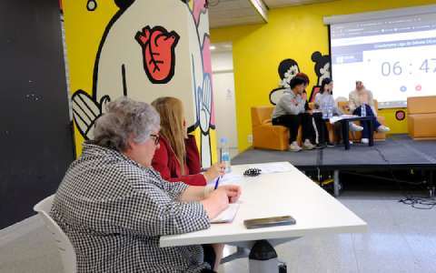 LHdigital (@lhdigitalh) on Twitter photo #GaleriafotogràficaLH Joves dels instituts <a href="/somrubioiors/">Institut Rubió i Ors</a> i Apel·les Mestres confronten opinions a la Lliga de Debat.
👇👇👇
lhdigital.cat/web/digital-h/… #GaleriafotogràficaLH Joves dels instituts <a href="/somrubioiors/">Institut Rubió i Ors</a> i Apel·les Mestres confronten opinions a la Lliga de Debat.
👇👇👇
lhdigital.cat/web/digital-h/…