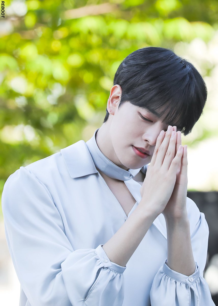 kitty_ravntyun's tweet photo. #JUSTICEFORRAVN
#๋ ์ด๋ธ์ดJUSTICE๋ค๊ณ ํด์๋ง์ด์จ๊ฐ๋๋ค
#RAVN https://t.co/lOn5TRYtPl