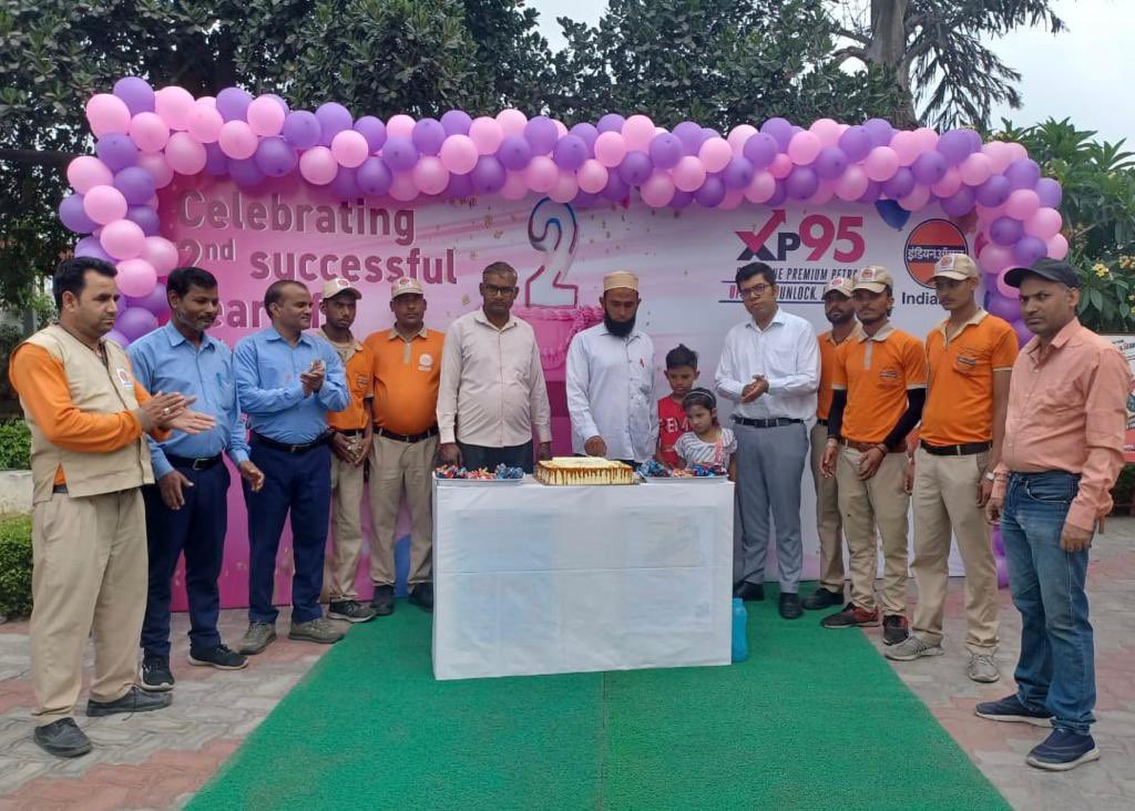 iocl_noida_do's tweet image. 2nd anniversary celebration of #XP95 in full swing at ROs under Noida DO. Come and be the part of celebration at our outlets #PehleIndianFirOil. @IndianOilcl The first company in launch 95 octane petrol in the country. @AjayGargioc @sharmasioc @rishadat @raj_dube