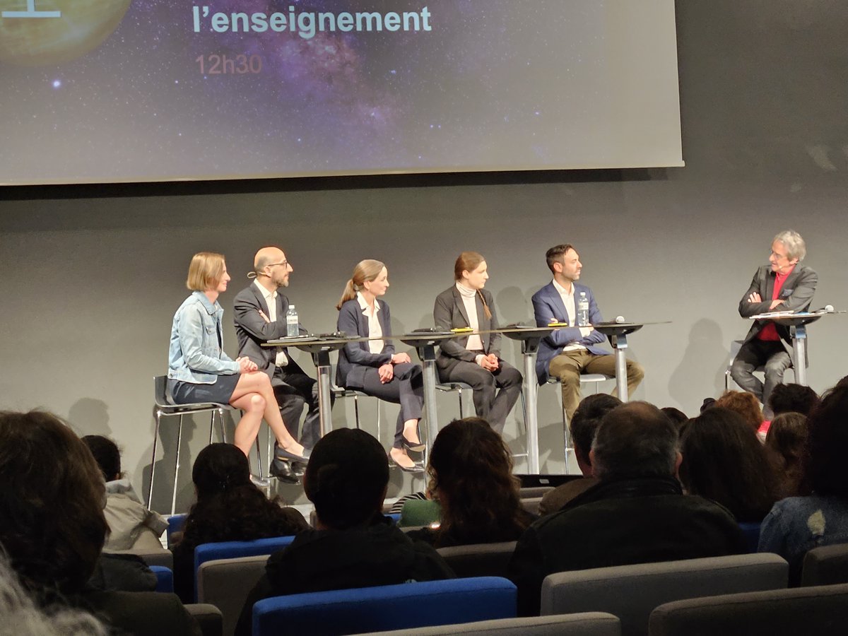 GBFlab's tweet photo. Yesterday was also the occasion to hear Prof Abbé, Prof Viazovska,  Prof Hess, Prof Ricci and Prof Gerber about "La passion contagieuse de la recherche fondamentale et de l’enseignement" animated by @FredCourant! 
#EPFLOpenDays https://t.co/6iuUKOefCw
