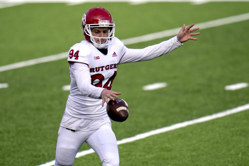 3DownNation's tweet photo. Could a CFL team snag the Ray Guy Award winner in the 2023 Global Draft?

https://t.co/u5QKmSxecF

#CFL #CFLDraft #CFLGlobal #RayGuy #GoRU #CHOP #ForTheBrand https://t.co/FbgiImPLup