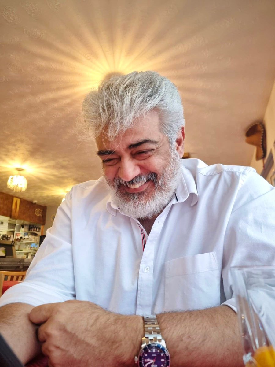Meera_brownn's tweet photo. HAPPY BIRTHDAY MY DEAR AJITHKUMAR SIR 
தலைக்கனமே இல்லாத மிகச் சிறந்�� மனிதருக்கு இனிய பிறந்தநாள் வாழ்த்துக்கள் ❤️ AK
#HBDAjithKumar https://t.co/MuKPs090H3