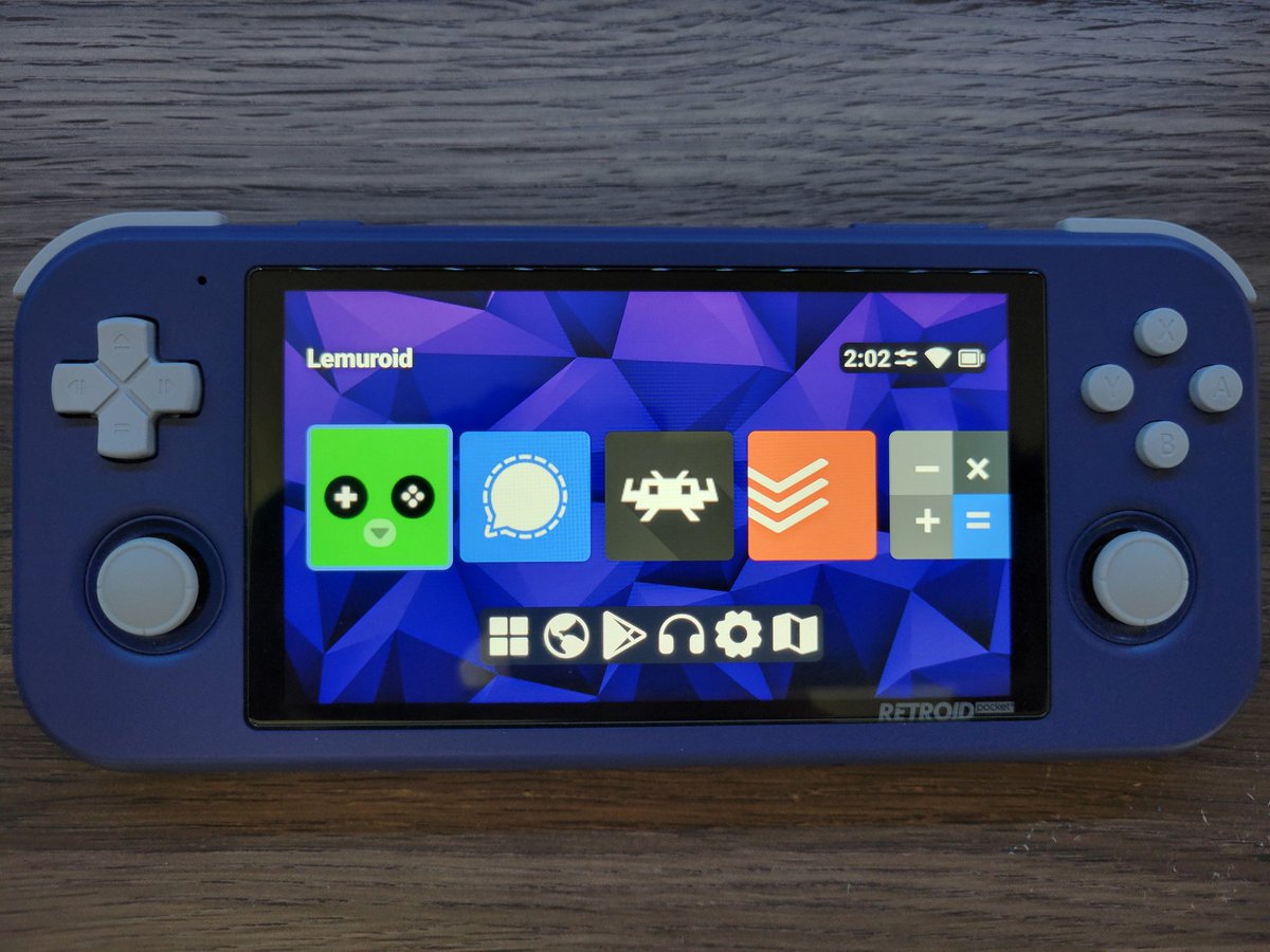 LikeEich's tweet image. #ConsoleLauncher was released a year ago on April 28th!

Here&apos;s some stats from CL&apos;s first year:

- I remade CL twice in both the Godot game engine and then again with native Android code
- 1.5 million installs
- translated into 8 languages

Here&apos;s to another exciting year!