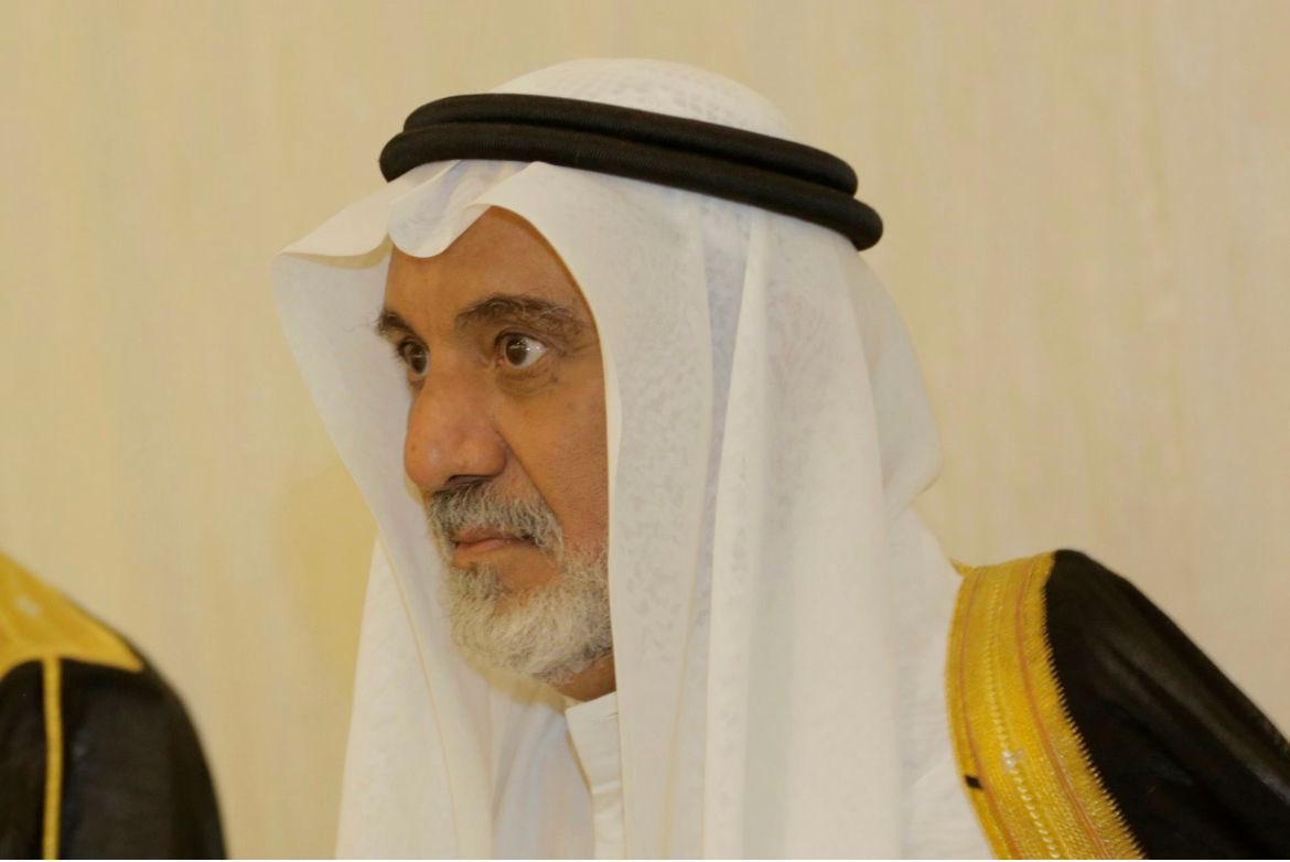 shayebab's tweet photo. #الأحساء_لا_تتثاءب
يحتاج الإنسان  بين فينةٍ و أخرى  أن ينظر إلى نفسه و يتامًل ظاهره و داخله،في عمر متقدِّم كيف تخضّب بالشّيب؟!كيف تضعُف القُوى؟!هذا الدليل ليس فقط إقرار الواقع  و إنّما  تحفيز  بالتوجيه لجيل الشباب و الشّابات بتحمُل دور إعمار الأرض،أن يكون ضمن تأمّلنا الفخر بهم . https://t.co/LkYBfadbYh