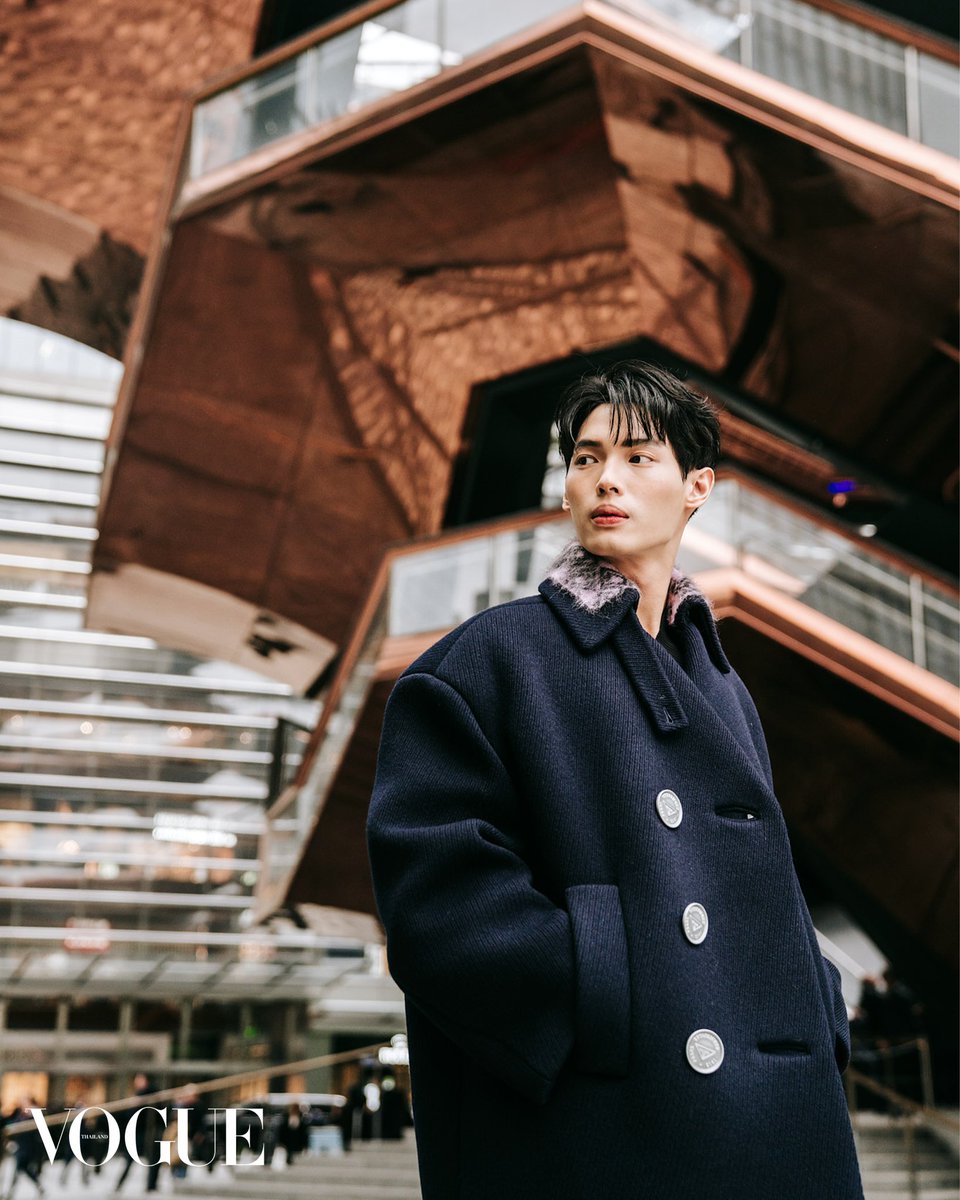 VogueThailand's tweet photo. โว้กรวมภาพบรรยากาศในมหานครนิวยอร์กของ @winmetawin หลังจากเข้าร่วมงานเปิด “The Landmark” ของแบรนด์ @tiffanyandco #TiffanyAndCo #TiffanyAndCoxWIN
ชมภาพทั้งหมดคลิก https://t.co/tIAjcpEc6f
#VogueReports https://t.co/RRo4Ug7jis