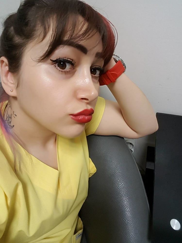 Tünaydınn evli ve gizliler dmye gelsin yaramazlık yapalim 😛