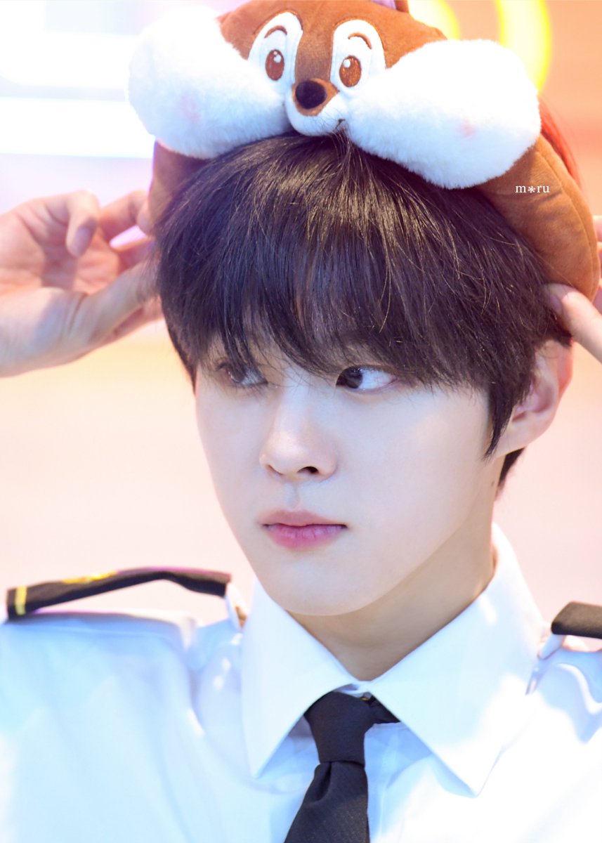 𝐦❄︎𝐫𝐮 tweet media