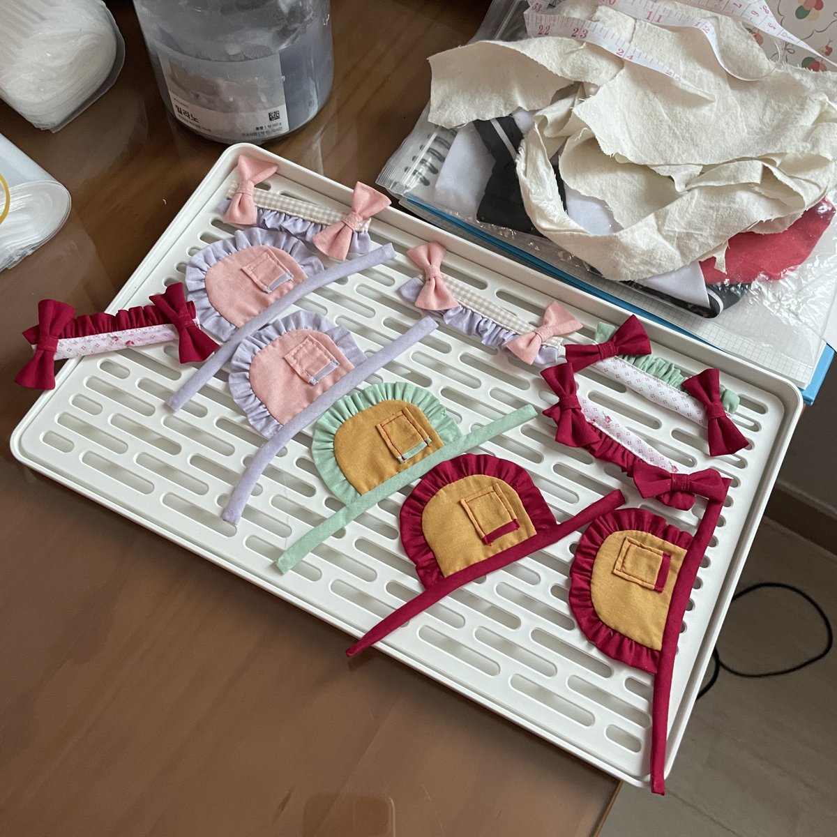 완성이 코앞이었으나 갑자기 아기가 태어나서 불분명해진 판매일 이에요...🫠