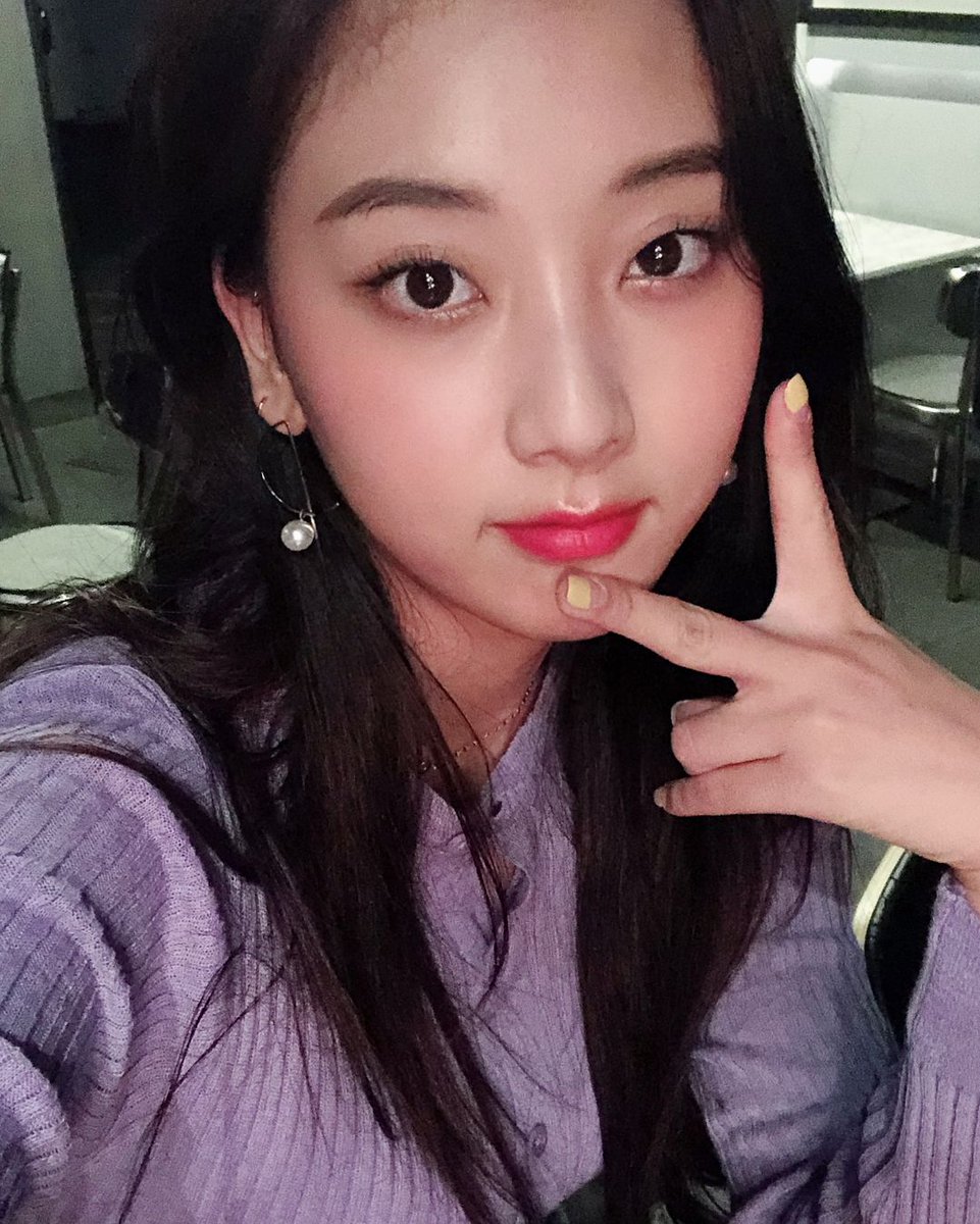 classiccodetwt's tweet photo. Cause ⁦⁦#𝕤𝚑𝚎ʼs·𝐤𝑖𝗹𝗹𝚒𝚗𝐠·𝚖ə⁩, me presento just to shout ⁦#𝔉𝗲𝚛𝚢𝚊𖠇𝚌𝚋⁩ 💿♡⁠˖ ¿Ustedes ya están listos para pasar el resto de la noche de la mano de esta reina? Porque, no duden un segundo que está pequeña mona sí. 🐒

𝚖𖦹𝑛gkēy   ᰵ   ׄ  ׅ  ˚ 🫐 険  𝕐ûkī. https://t.co/okIPzLslcs