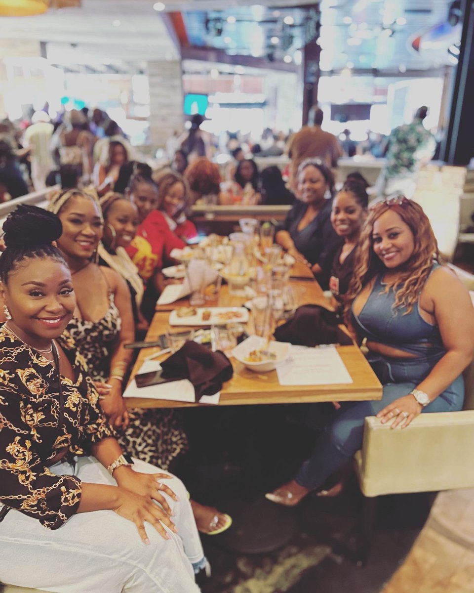 Oh to be a Delta Girl! Happy Deltaversary to the gr8 78 (my LSs)!!!❤️#78premiereattractionsdelayedbutnotdenied #WaitingToExhale #12years #SWDCA