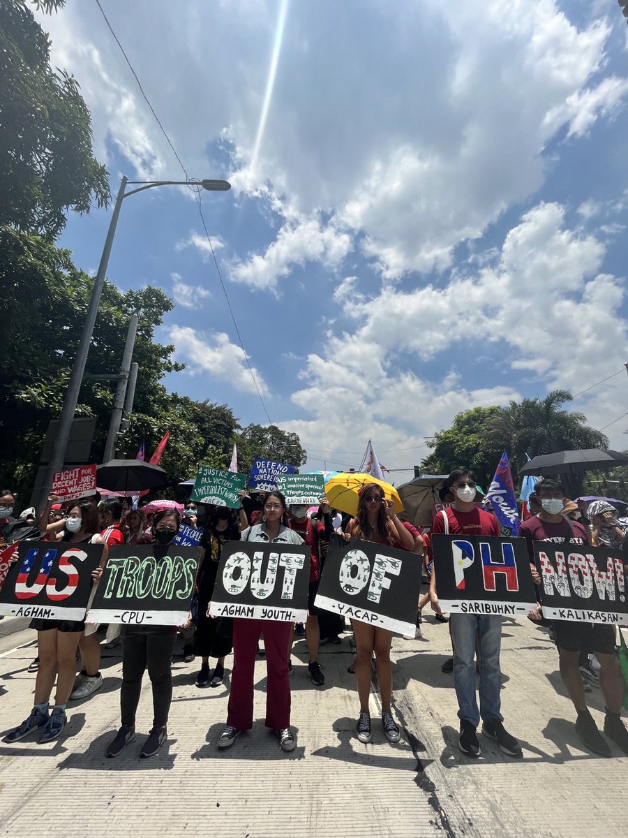 aghamyouthupm's tweet photo. Scientists joined the march to US Embassy to denounce the establishment of more EDCA bases.

This intensified militarization will only lead to heightened human rights violations, community displacements, and further environmental destruction.

#JunkEDCA
#JunkVFA
#USTroopsOutNow https://t.co/SqSta2pzbA