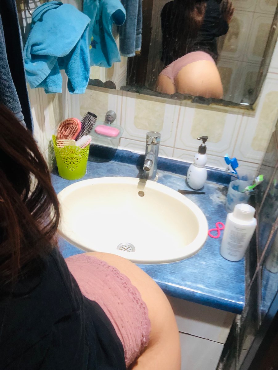 Morenaa_1234's tweet photo. Nada mas rico que hacerlo con un porrito🤤🥵 https://t.co/V1WjrNhEA8