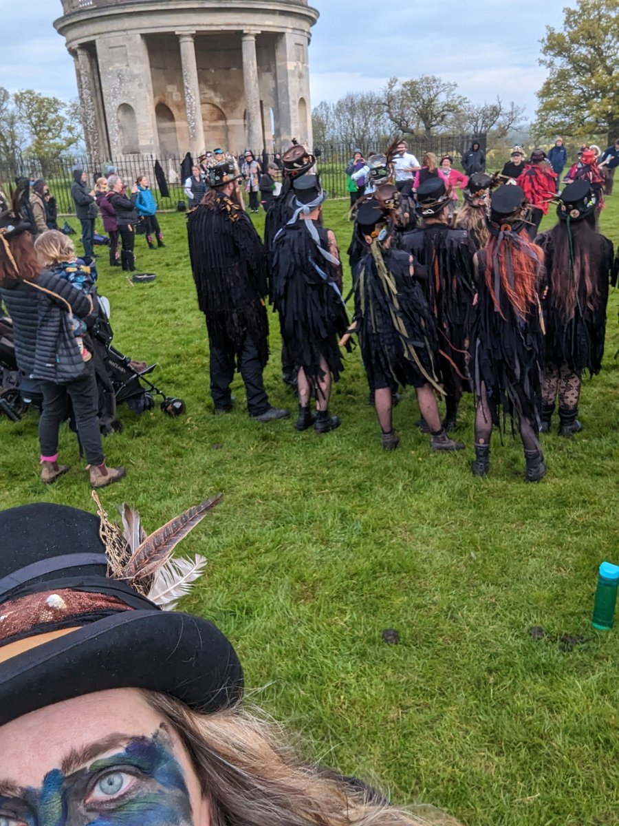 catlee83's tweet photo. We were up long before the day'o
To welcome in the summer
To welcome in the May'o
#beltaneborder #uptonfolkfestival #upthemay https://t.co/IacqsJ5USB