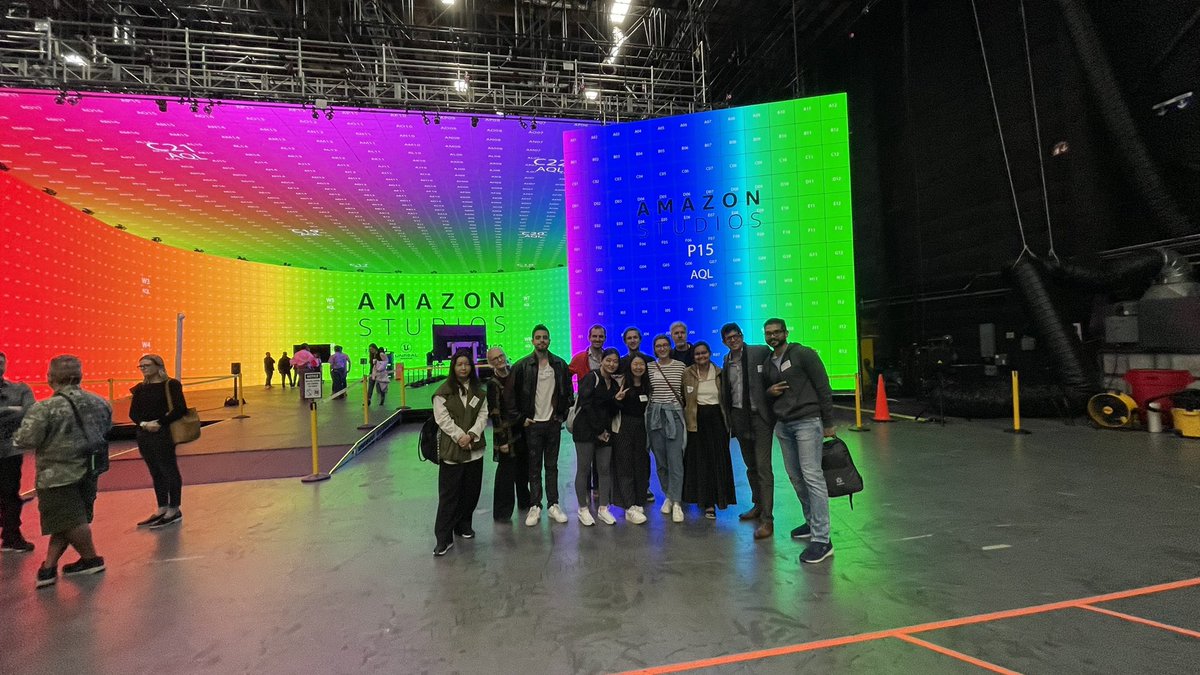 msosa_innovate's tweet image. What a superb week with pax @artcenteredu and @INSEAD in #productmanagement in a #digital world (PMDW). Great insights from @rumbleboxstudio , @bcgx_ , @BMWUSA #designWorks,  @AmazonStudios, @Disney #imagineering. And amazing speakers @briankemler @kevinbethune #gauravTandon