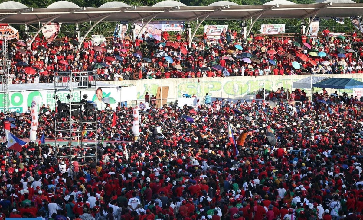 kaloylakwatsero's tweet photo. One YEAR AGO!

May 1,2022, sa Isabela ginawa ang last rally ng UNITEAM.

#SOLIDNORTH 

@teampveofficial 
@bongbongmarcos 
@indaysara https://t.co/Dh9cY6EuPA