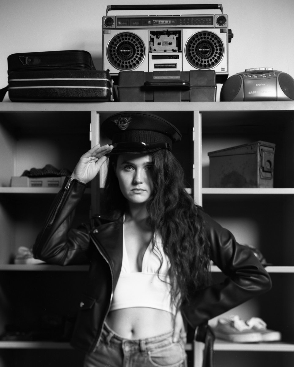 emilliodaniel's tweet photo. Model: nicole_san1
Assistant: banlongwill
Camera: Intrepid 4X5 MKIV
Lens: Fujinon 150mm f/5.6
Film: Fomapan 200
.
Special thanks to graincrew and imanmanh for their help in securing this location at the happylandfillmy 90s office themed cafe bar in KL. https://t.co/1TLtmD3R09