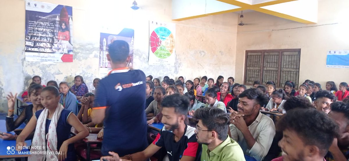 RajStembotix's tweet photo. Innovation Club Prabodh Level Training Day 3 on #ARVR #Robotics #Mechatronics #blix_kit #TDS_meter #STEMeducation #3DPen  at Shri S.G. Arts and Shri P.K. Commerce College Nizar, Tapi for Arts and commerce Students.
@InfoGujcost
@STEMbotix
@InnoClubCHE
@CMOGuj 
@PMOIndia https://t.co/1WhBcziJTQ