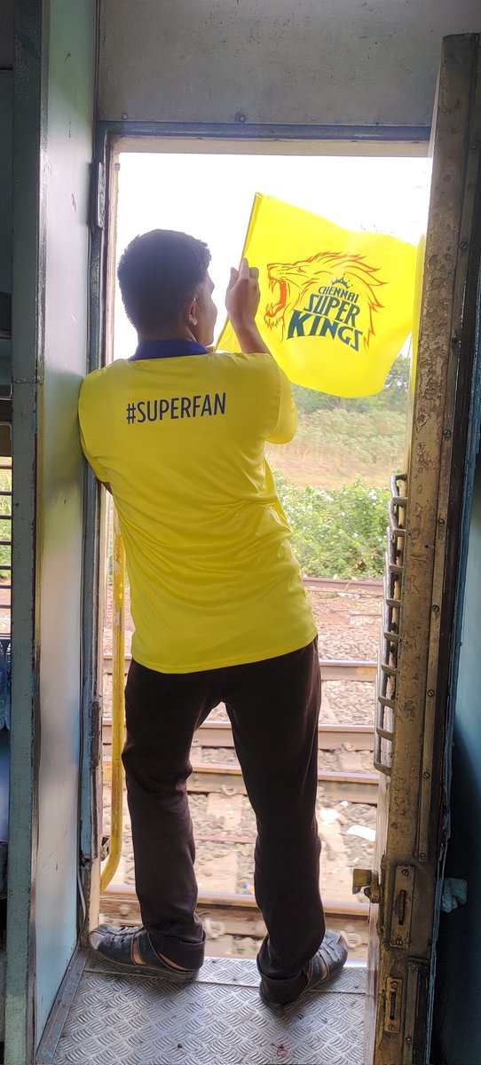 white8515's tweet photo. @ChennaiIPL Hey #Leo this #Yellove is for you Admin 🦁
#WhistlePoduExpress 
#CSK Forever #superfan https://t.co/WbrN3JKhRb