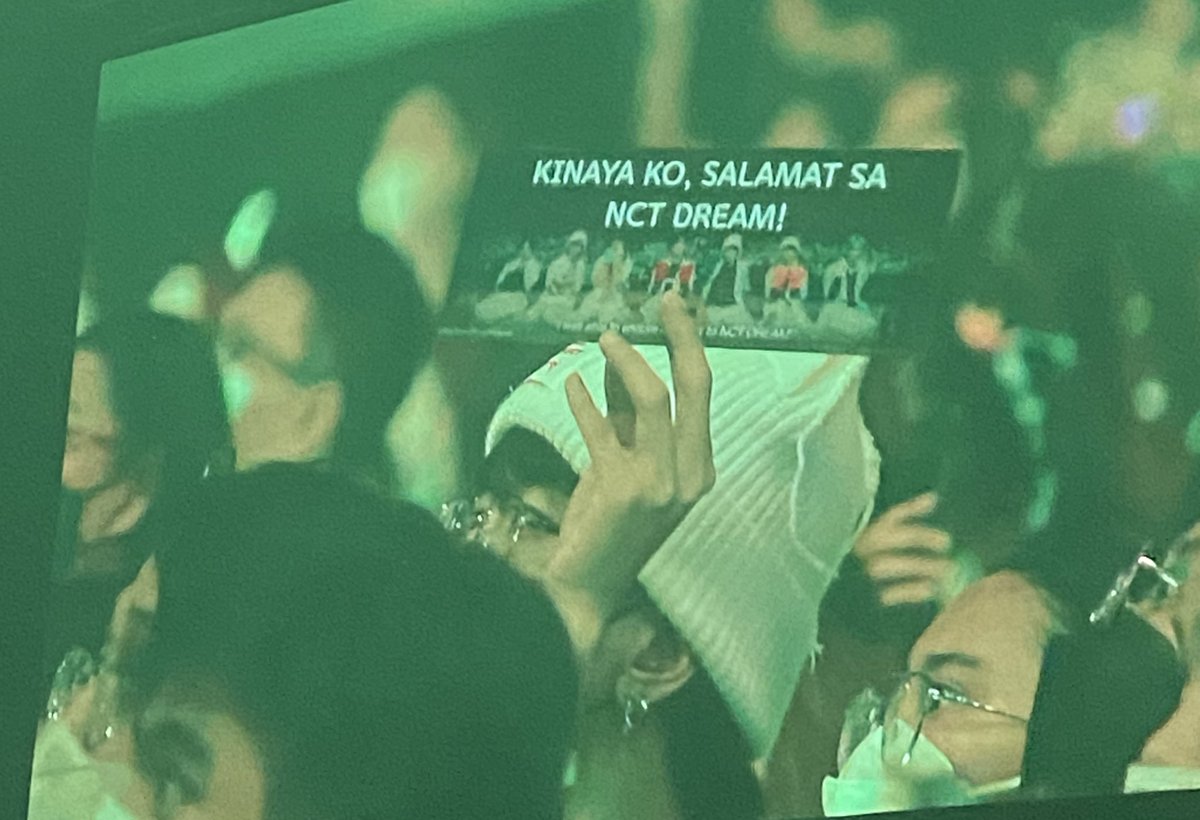 jsc1323's tweet photo. thank you once again, @NCTsmtown_DREAM !!  ilang taon ko nang kinakaya ang buhay dahil sa inyo 💙 https://t.co/FdB7c0GYqt