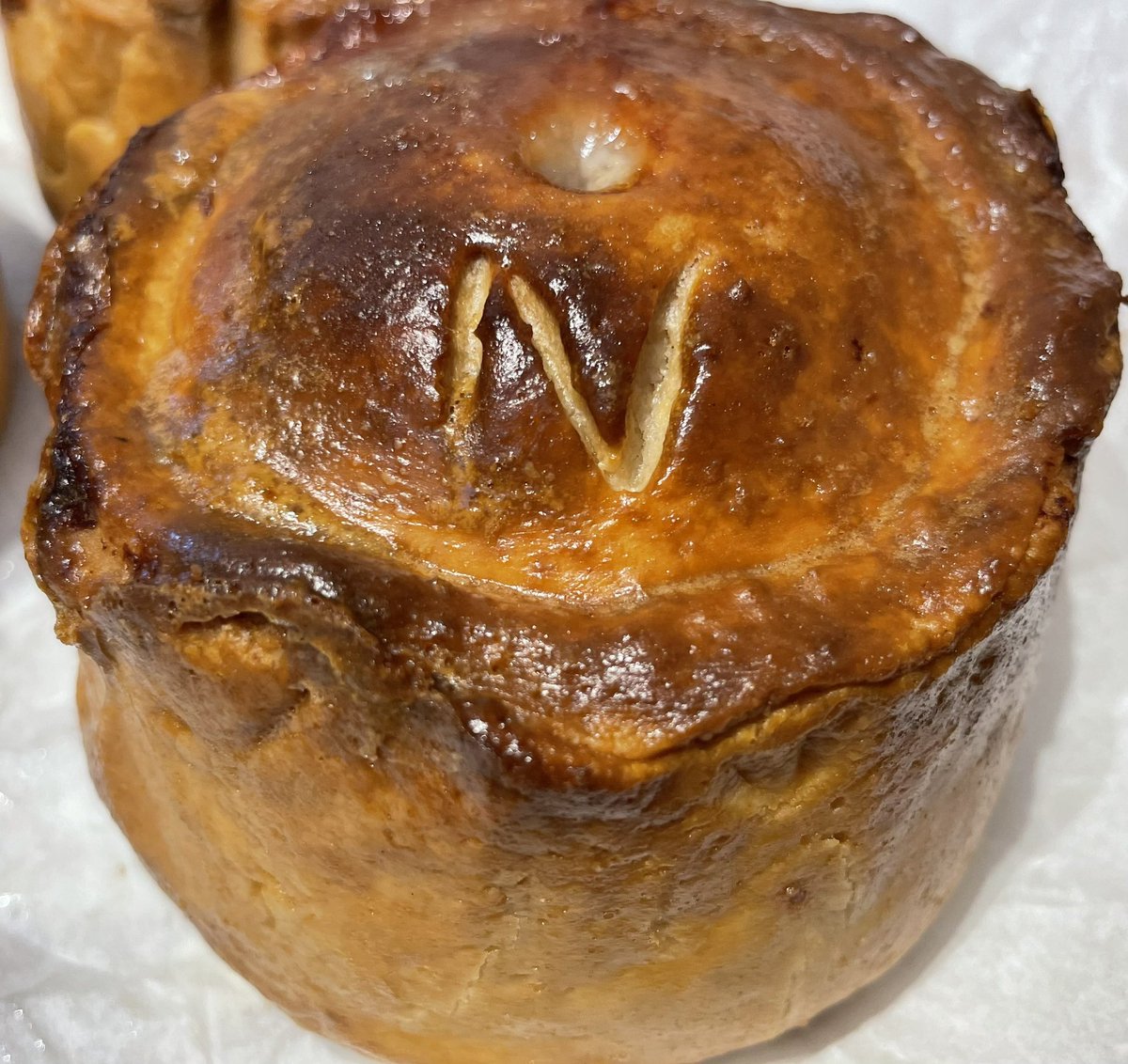 nice_pie1's tweet image. You asked… so now we have our Nice ‘No Jelly Pork Pies’ made exactly the same as our Nice Pork Pies just no jelly. 
We’ve got a few newbies lined up and will be introducing them over the next couple of weeks.
#pieshop #nottsfood #nottingham #nottinghamshire #porkpie #pork #pies