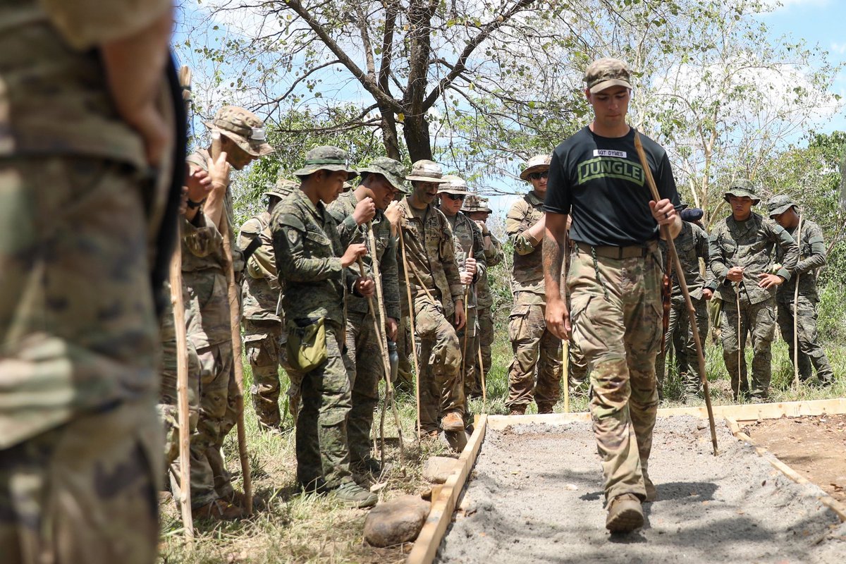 LE On Twitter le-on-twitter