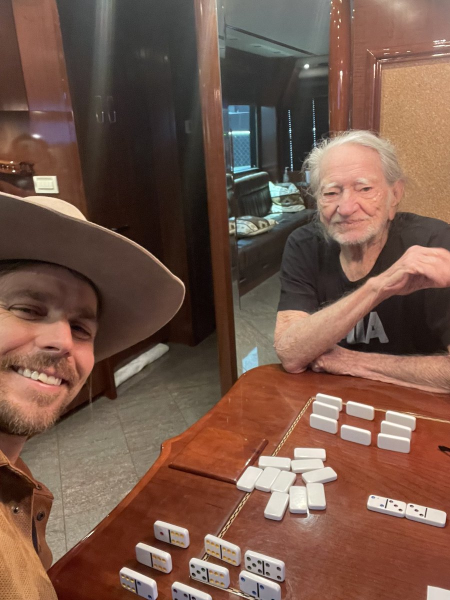 Lukas Nelson tweet media