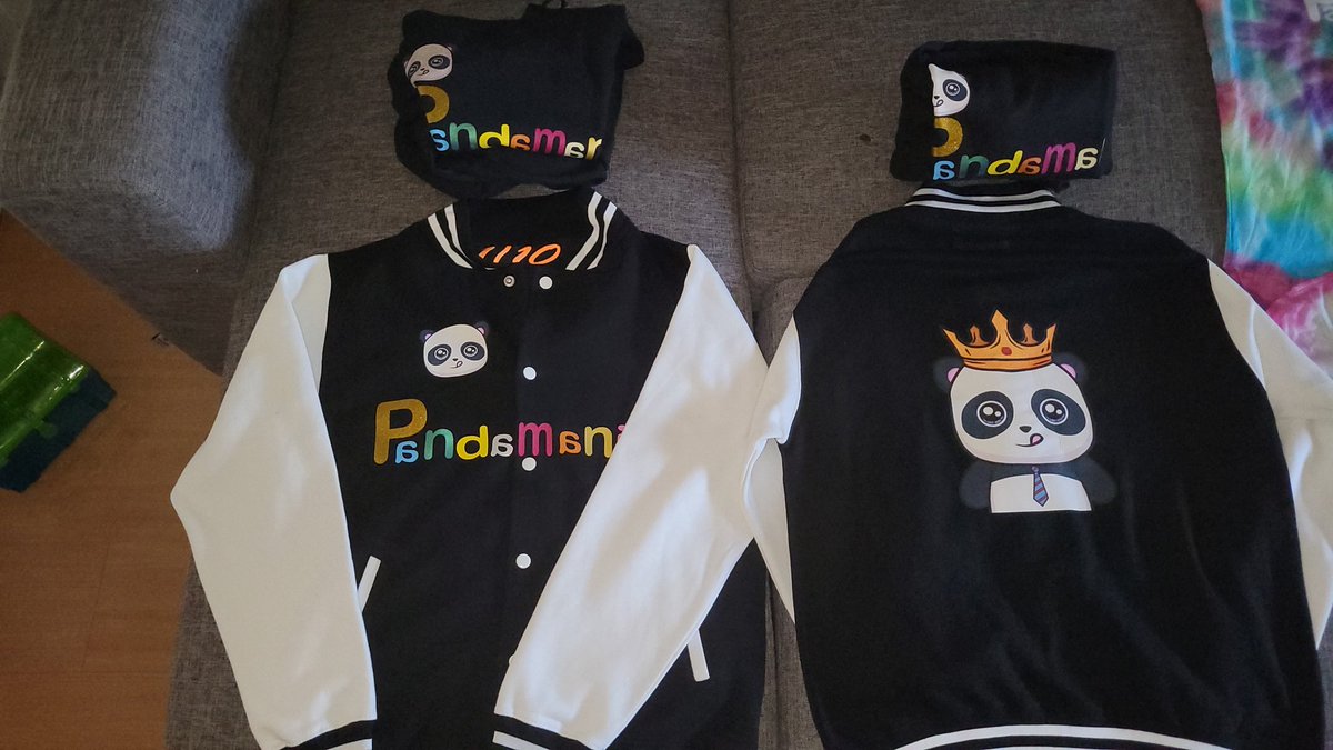 ❤️, RT &amp; TAG 5 for a chance to win PANDA #459 (I just converted him to 3D...so I want somebody to have the original!)

AND...you will also WIN A SPECIAL EDITION HOODIE AND JACKET #5/10 from <a href="/FucksNewsy/">💀Newsy Enter The Crypt Art And Community Awaits u</a> 

MUST follow <a href="/FucksNewsy/">💀Newsy Enter The Crypt Art And Community Awaits u</a> &amp; <a href="/PandaMania_NFT/">PandaMania</a> 

MUST also drop dox vid below⬇️😊